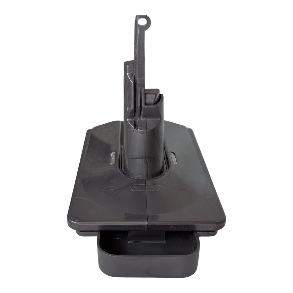 AEG 18V to Dyson V8 battery adapter - Dyson tool-side stem centred on the top plate above the battery-side pocket mouth