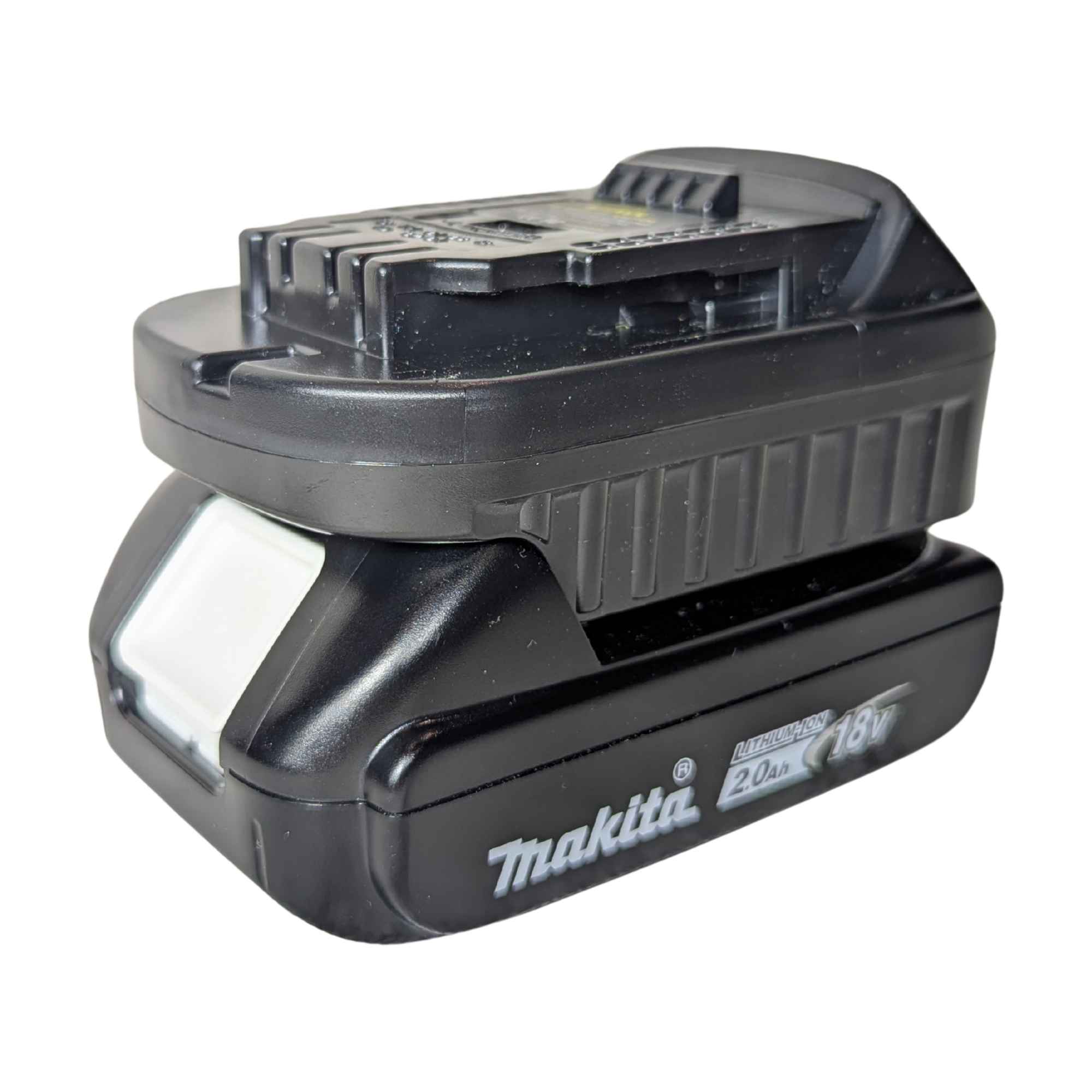 Makita 18V LXT to DeWalt 20V MAX battery adapter - fitted to the Makita 18V LXT battery, DeWalt-side terminal block in view